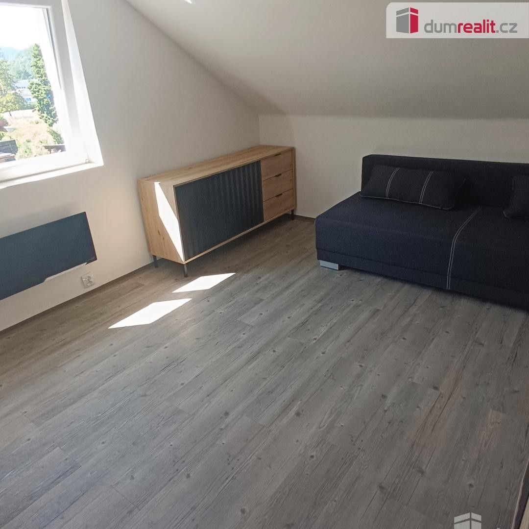 Pronájem byt 1+kk - Nádražní, Benešov nad Ploučnicí, 18 m² - 5