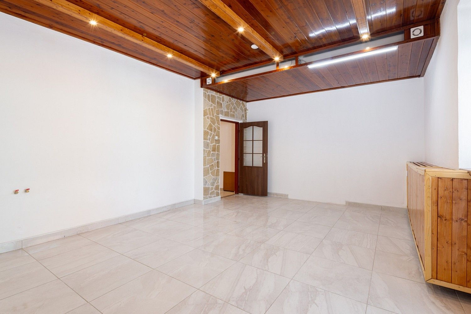 Obchodní prostory · 48 m² · Cukrovarská, Praha 9 - Čakovice - 3