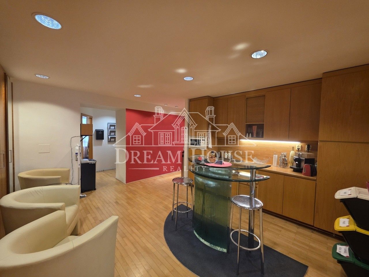 Kanceláře, Jeseniova, Praha, 107 m²