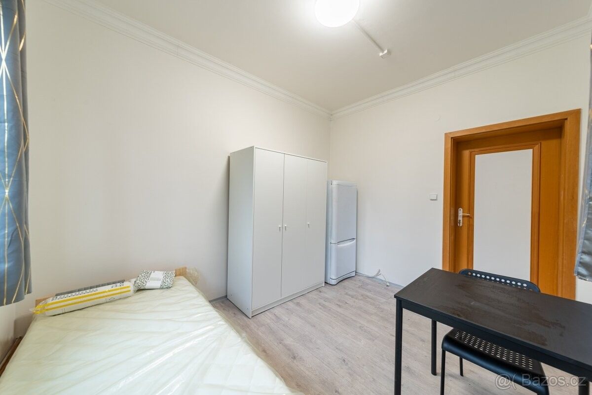 Pronájem byt - Praha, 190 00