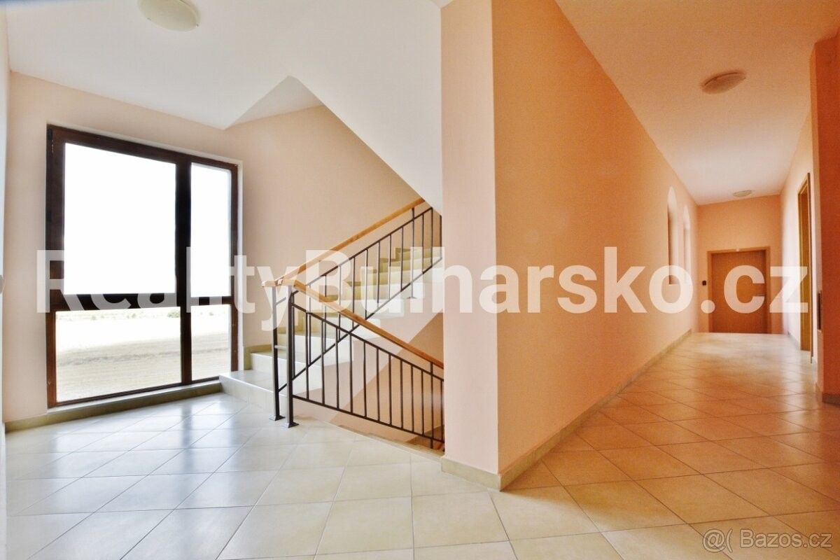 Byty, 987 66, Zahraničí - 2