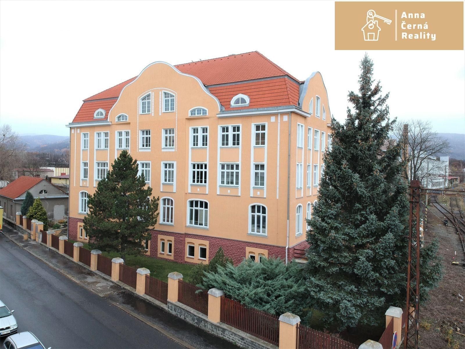 Pronájem kancelář - Zemská, Teplice, 20 m²