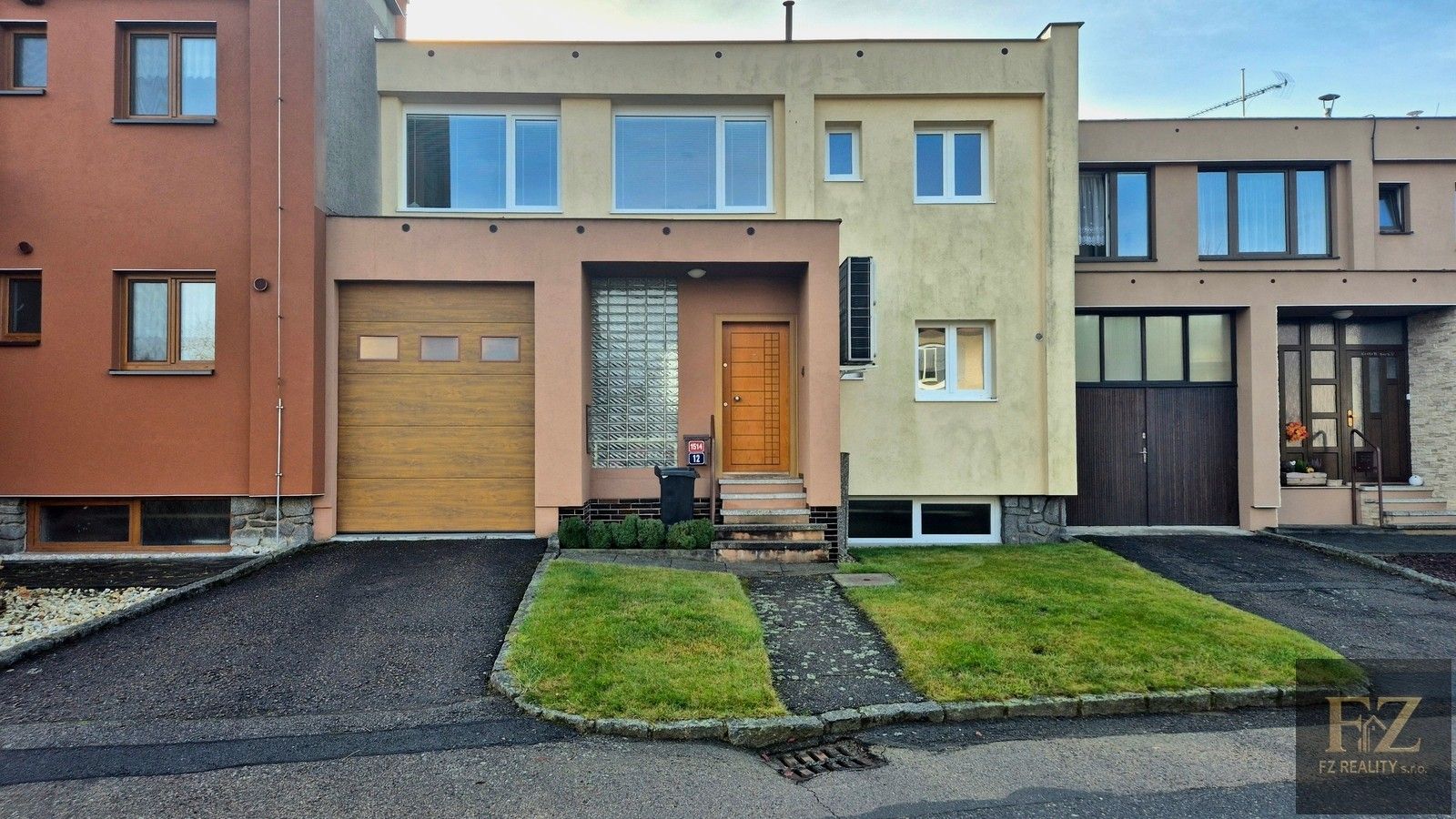 Prodej rodinný dům - Pavlíkova 1514, Benešov, 280 m²