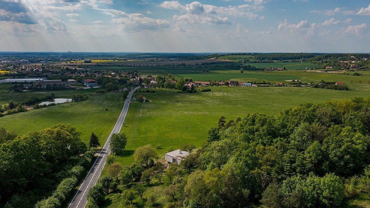 Pozemky pro bydlení, Veliny, okres Pardubice, Pardubický kraj - 2