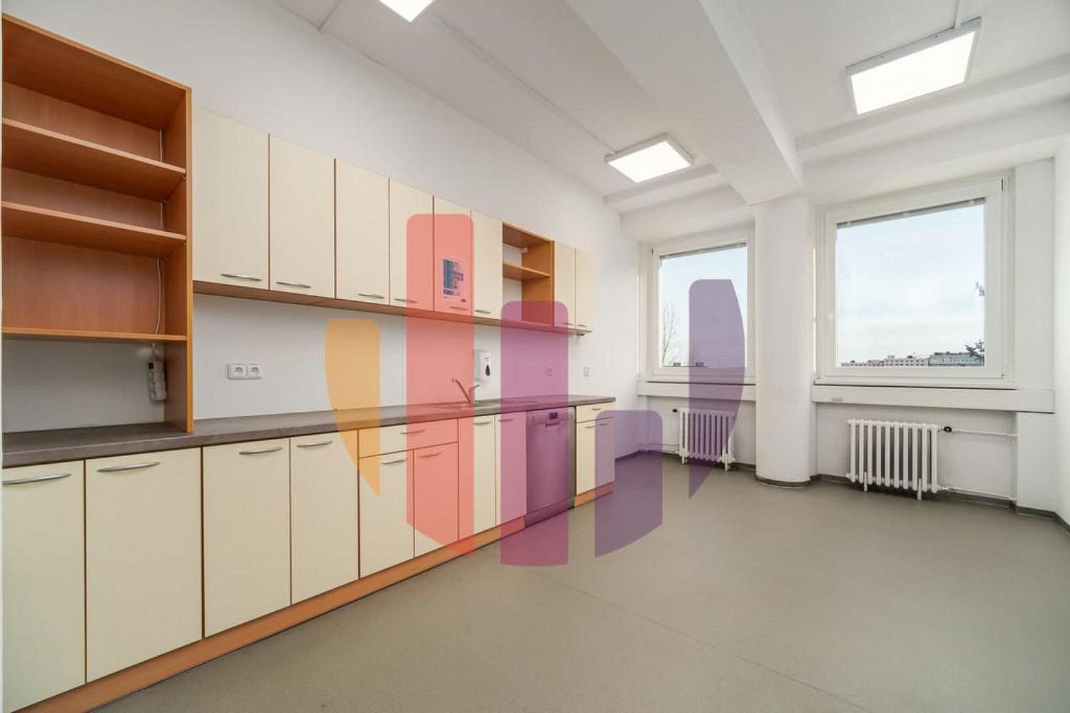 Pronájem kancelář - Praha - Chodov, okres Praha 11, Hlavní město Praha, 270 m² - 5