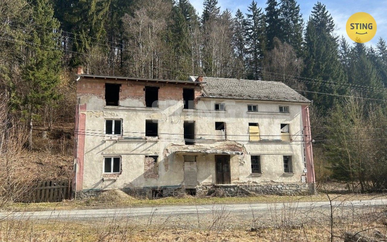 Rodinné domy, Jindřichov, 700 m²