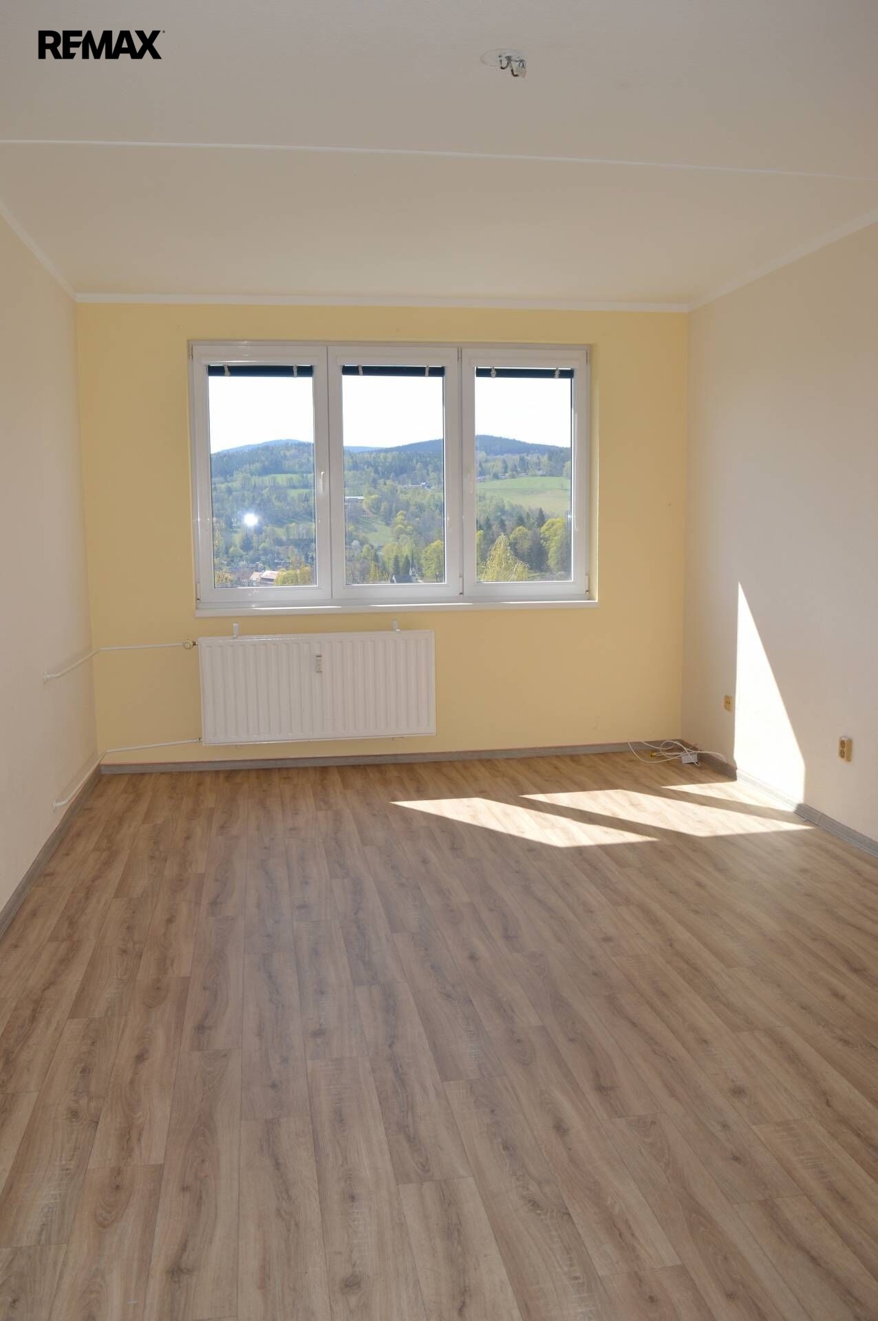 Pronájem byt 3+1 - SNP, Vimperk II, 70 m² - 5