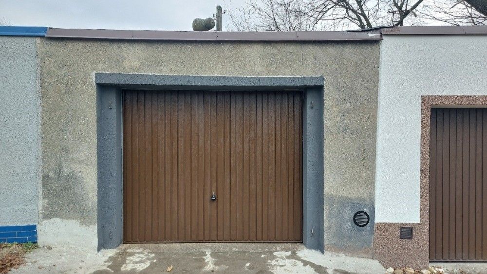 Garáže, Liberec, 460 01