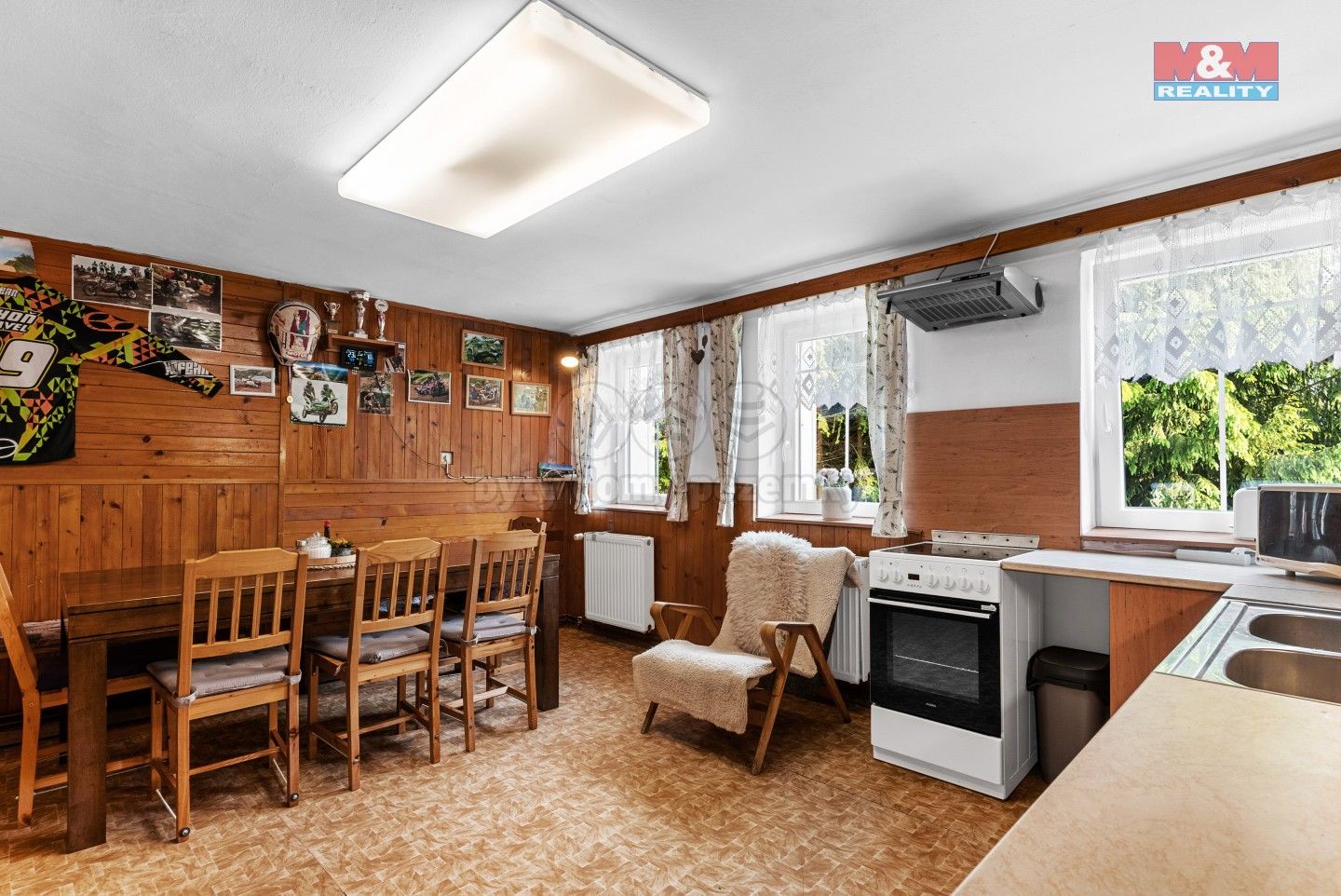 Prodej ubytovací zařízení - Horní Rokytnice, Rokytnice nad Jizerou, 200 m²