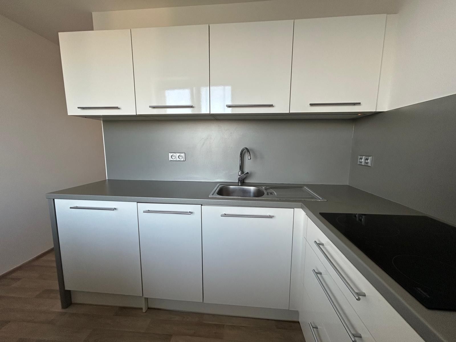 3+1, náměstí Republiky, Opava, 63 m² - 1