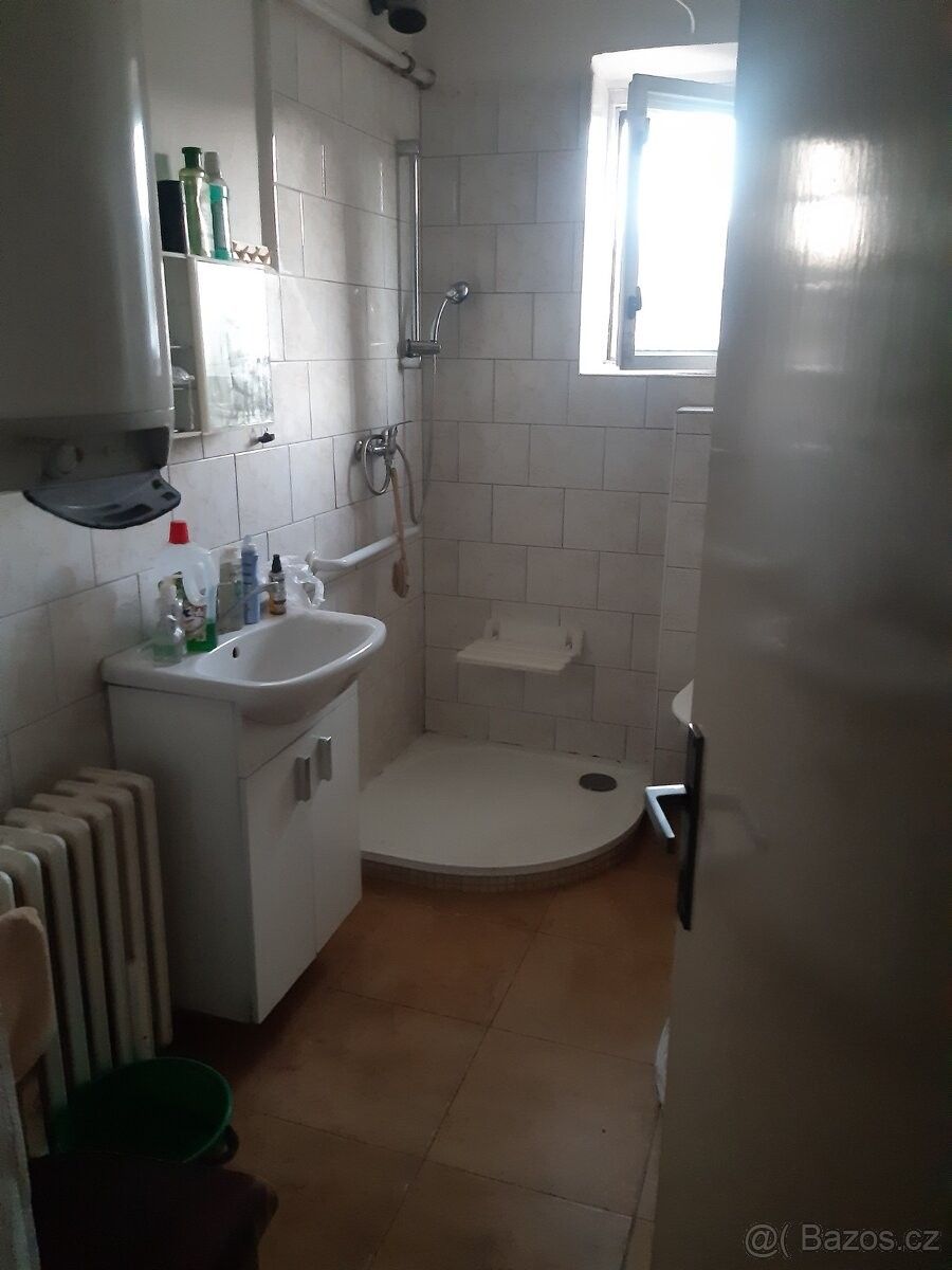 Byty, Dolní Radechová, 549 11 - 1