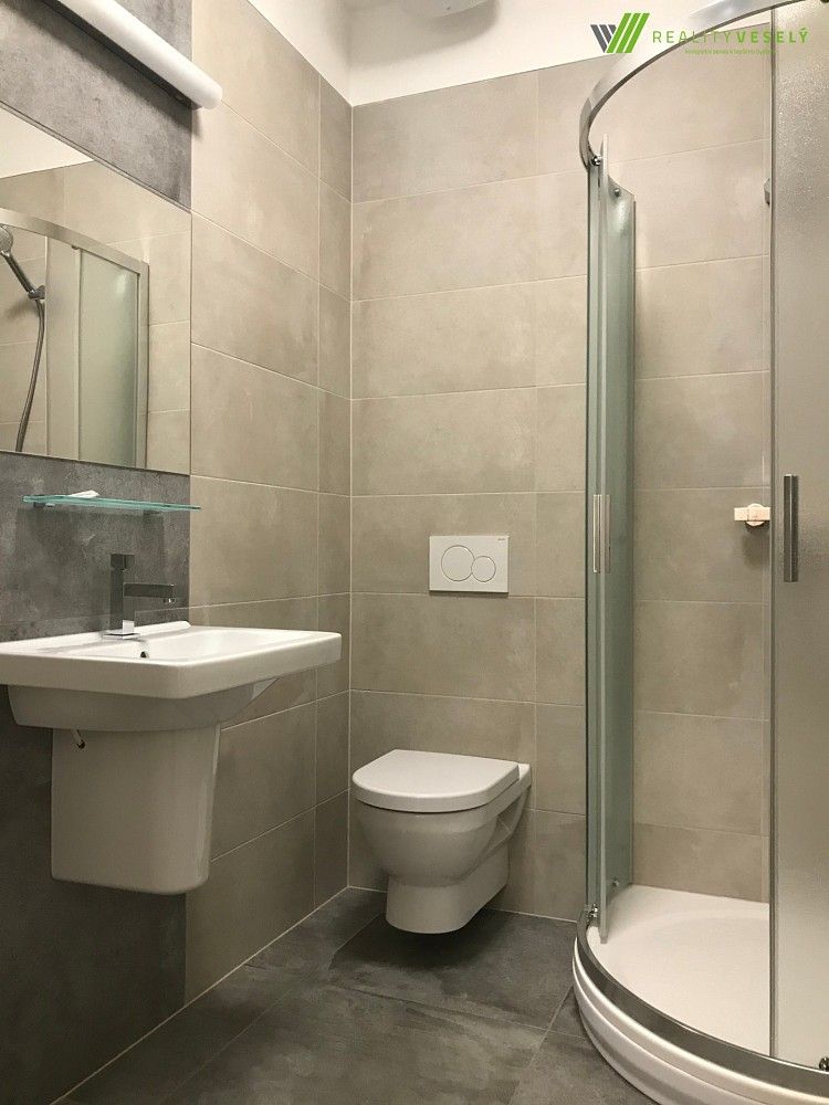 Pronájem byt 1+kk - Hodonín, 41 m² - 5