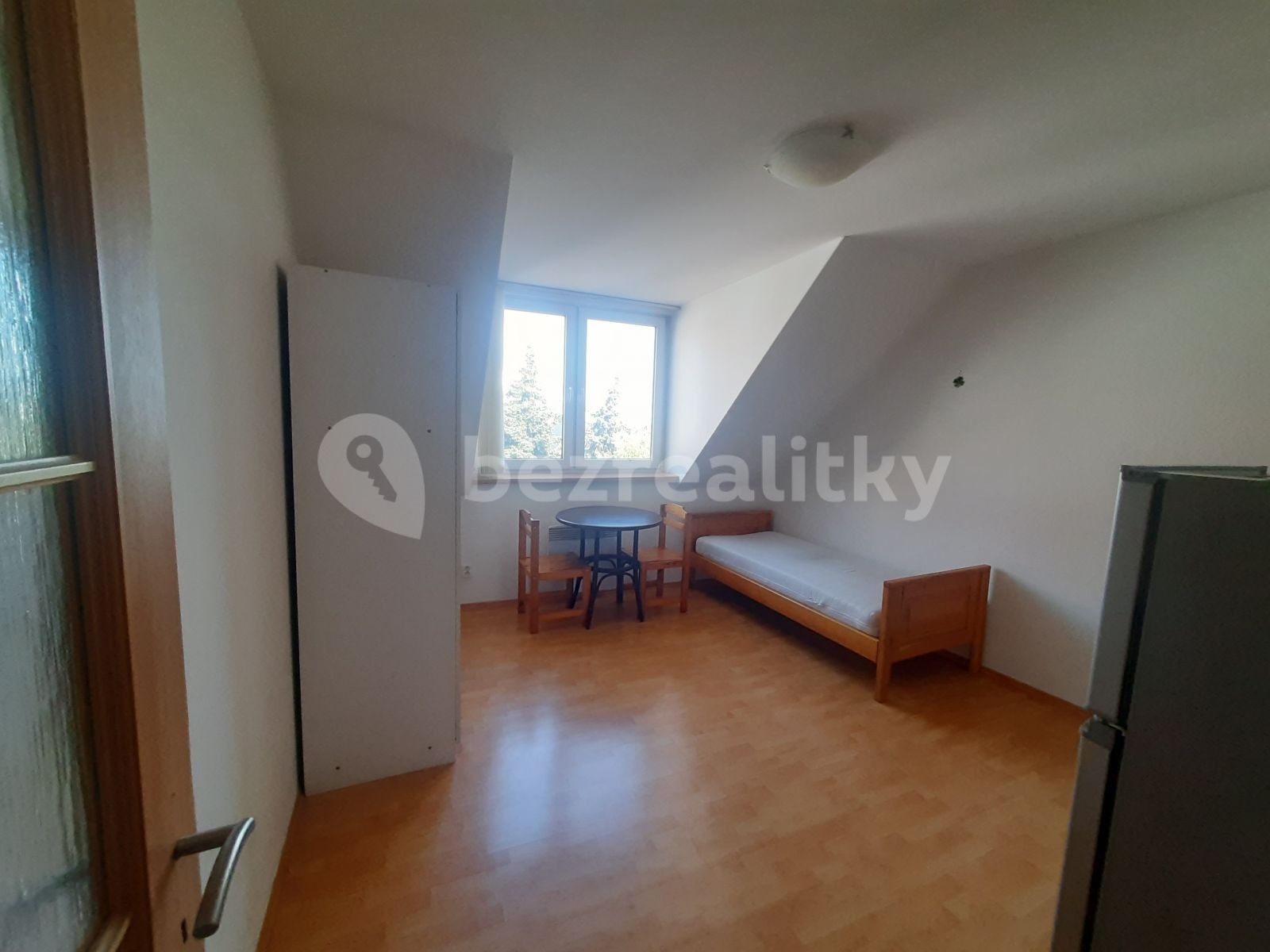 1+kk, Přemyšlenská, Praha - Kobylisy, 23 m² - 2