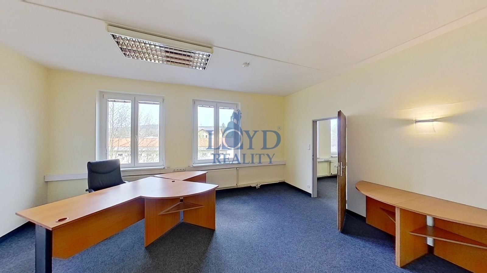 Pronájem kancelář - Závodu míru 241, Karlovy Vary Stará Role, 30 m² - 5