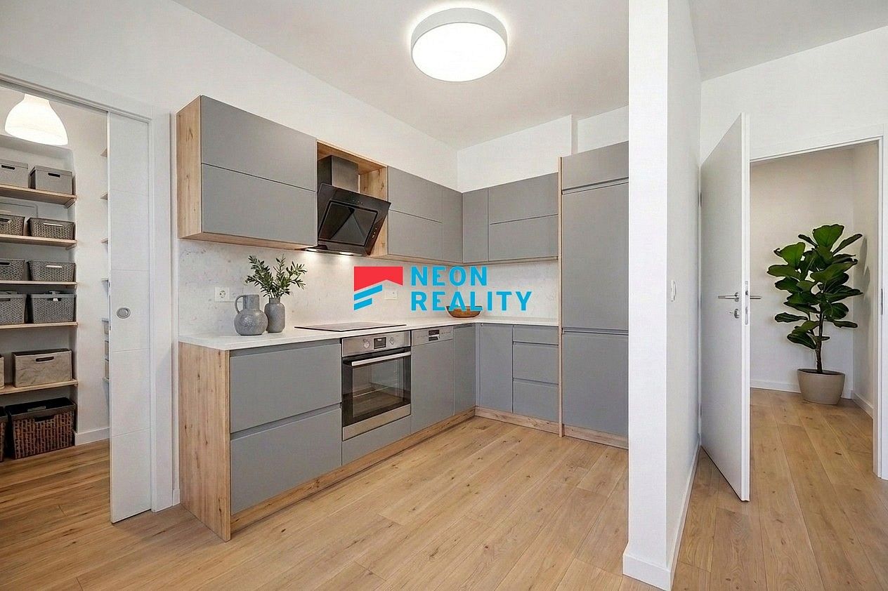 Prodej rodinný dům - Kopřivnice, okres Nový Jičín, 233 m² - 5