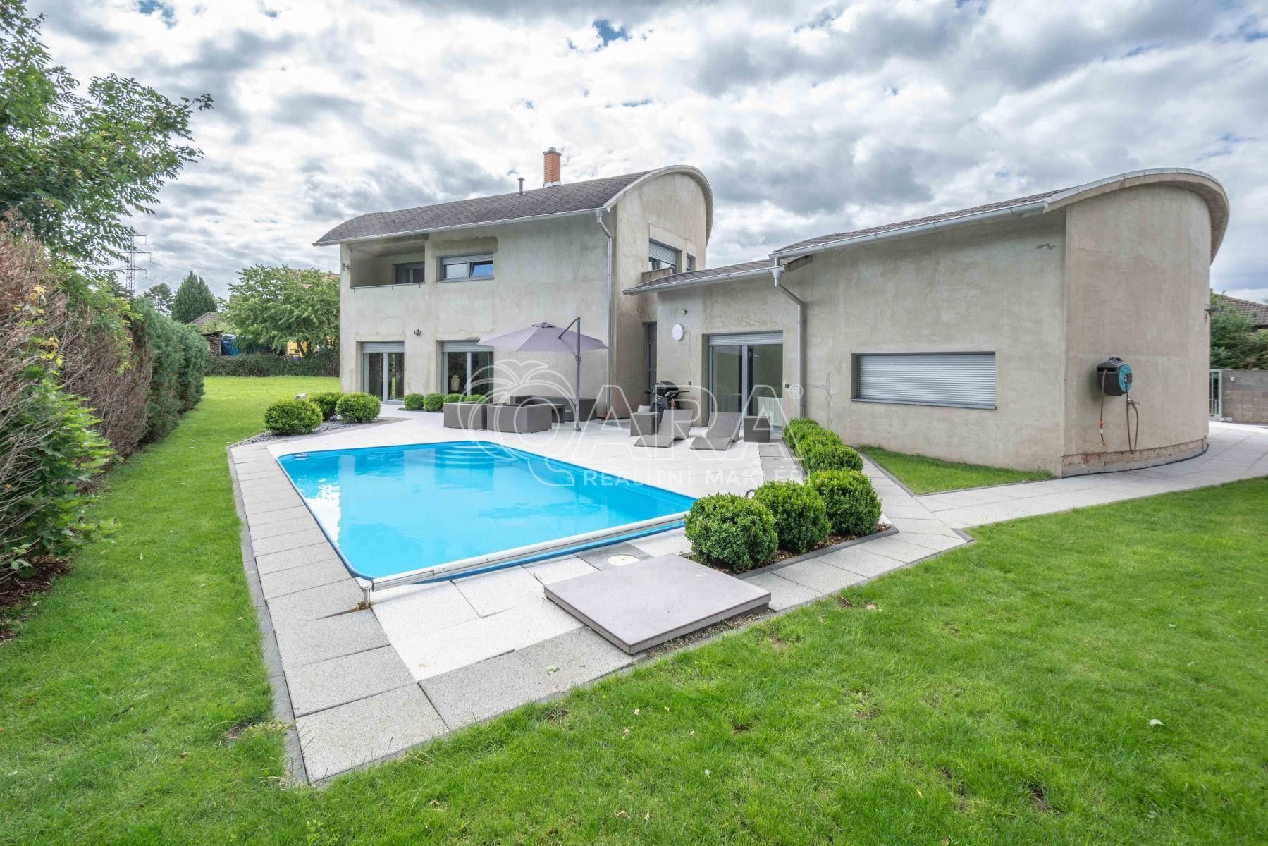 Rodinné domy, Seifertova , Neratovice, 274 m² - 1