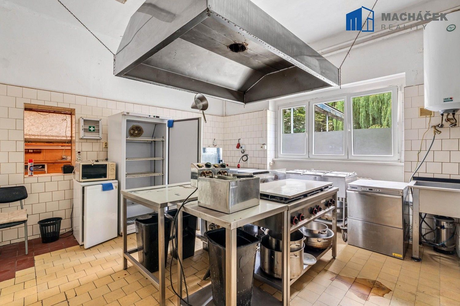 Restaurace · 669 m² · Duchcov, okres Teplice, Ústecký kraj - 4