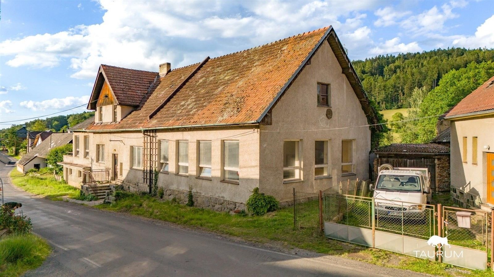 Prodej komerční - Chlistov, 426 m²