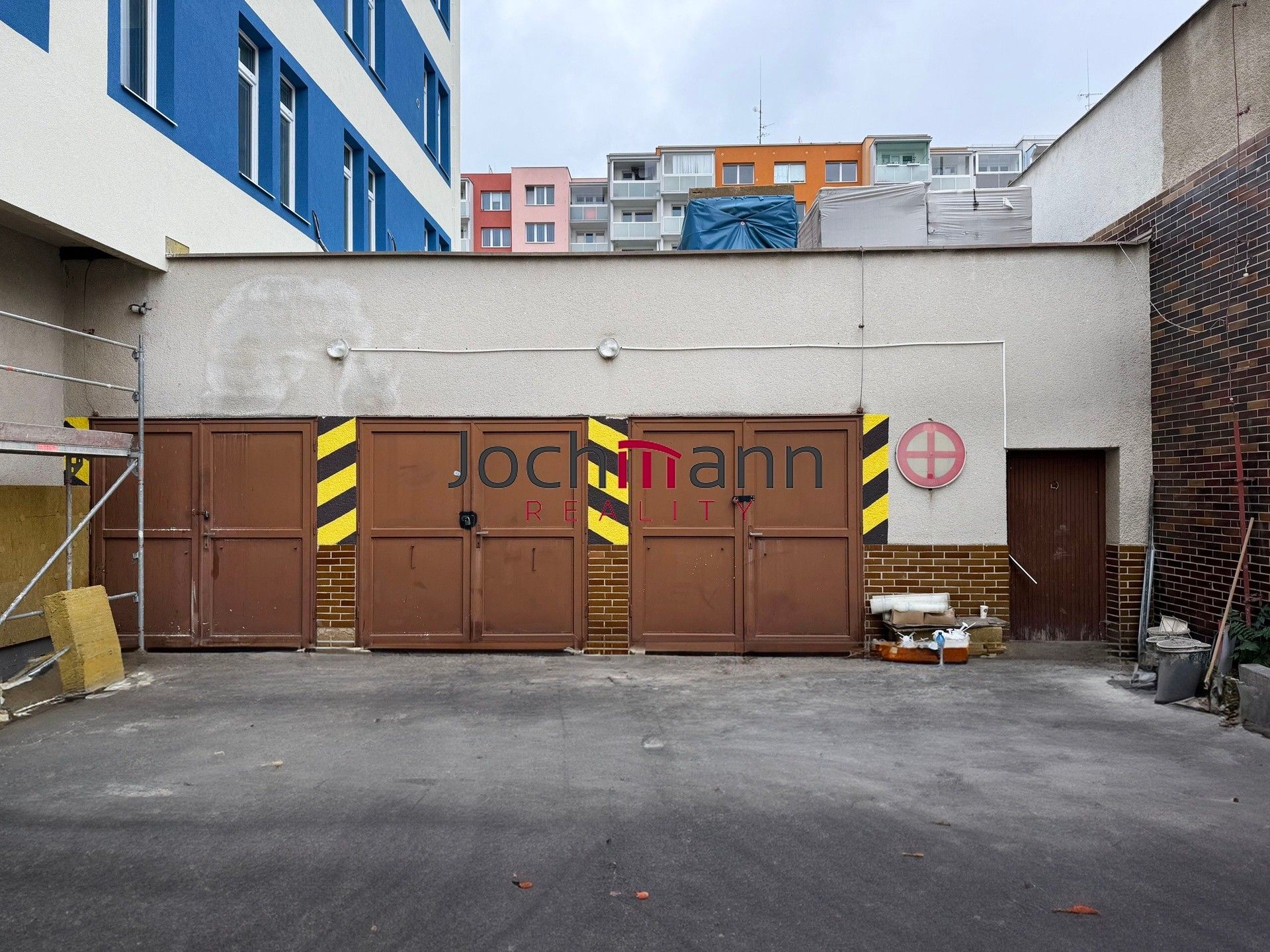 Garáže, Dlouhá, České Budějovice, 55 m²