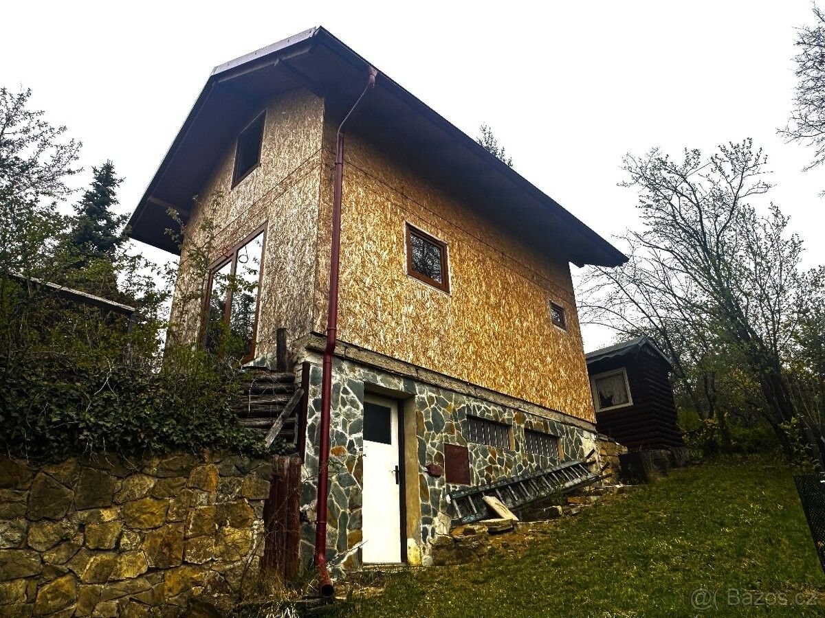 Chaty, Strážnice, 696 62 - 1