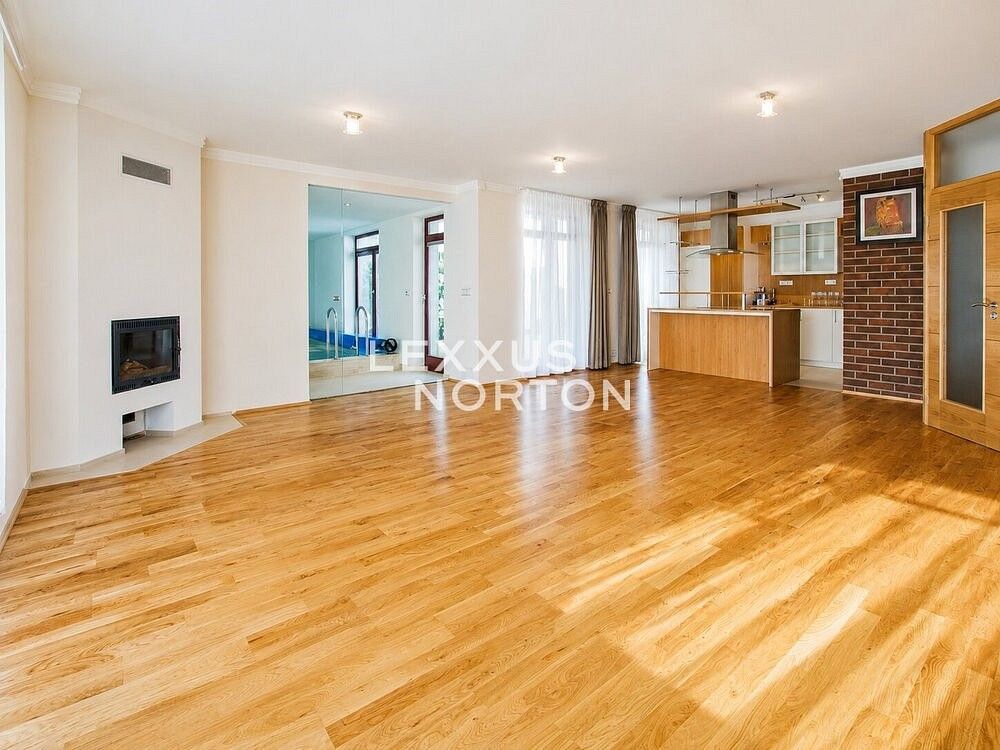 Rodinné domy, Praha - Veleslavín, okres Praha 6, Hlavní město Praha, 350 m² - 1