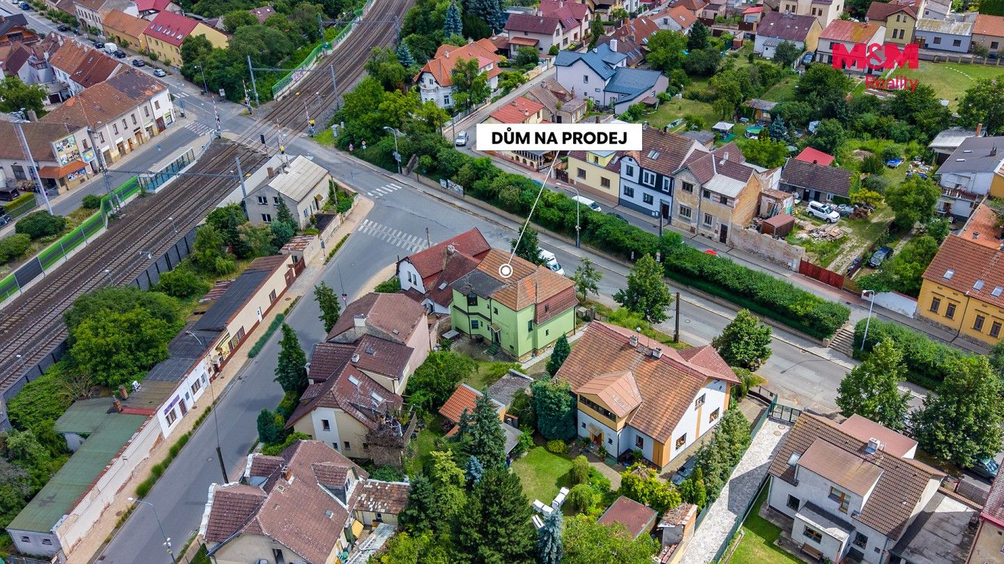 Rodinné domy, Pražská, Úvaly, 150 m² - 1