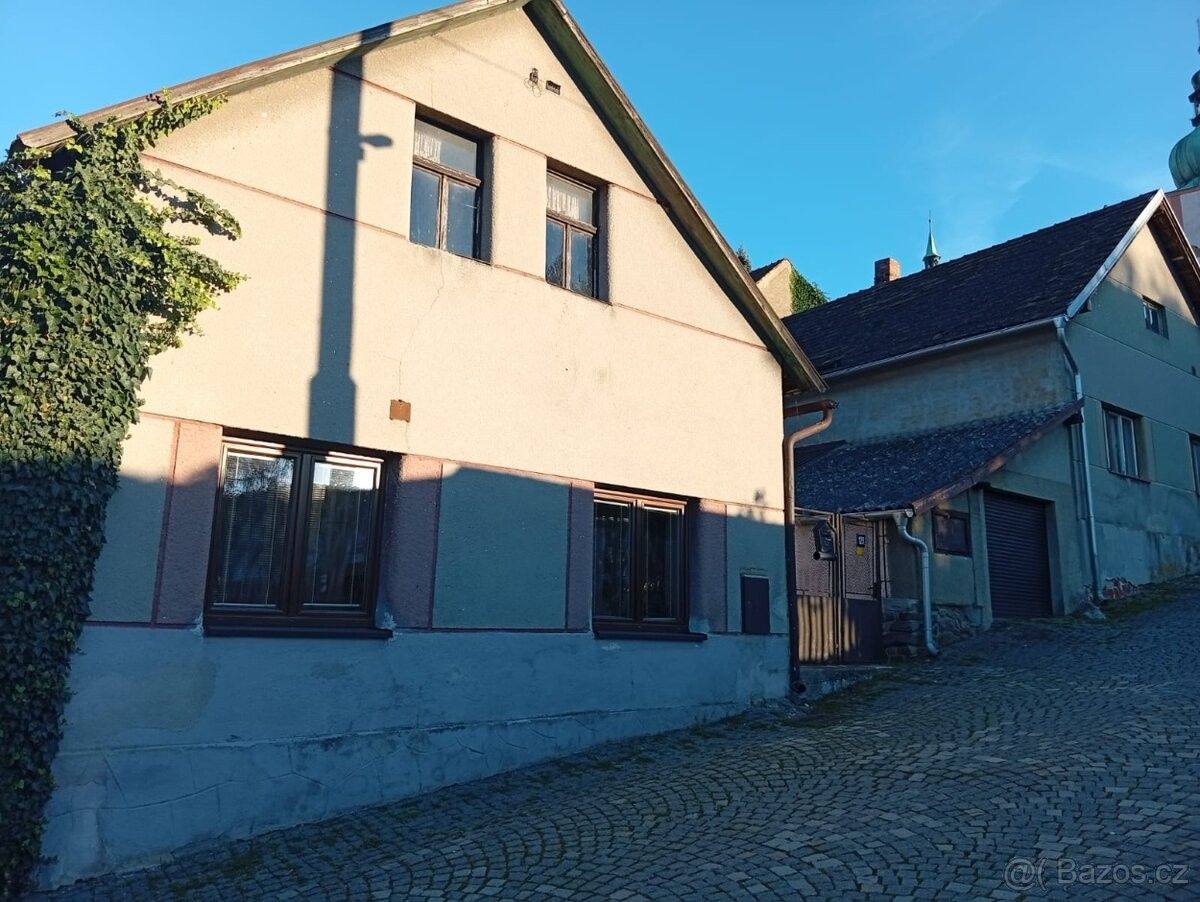 Rodinné domy, Nový Knín, 262 03 - 2