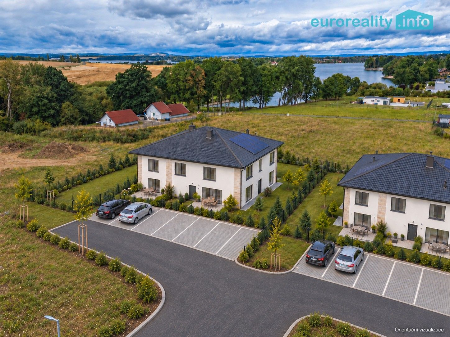 4+kk, Okrouhlá, 103 m² - 1