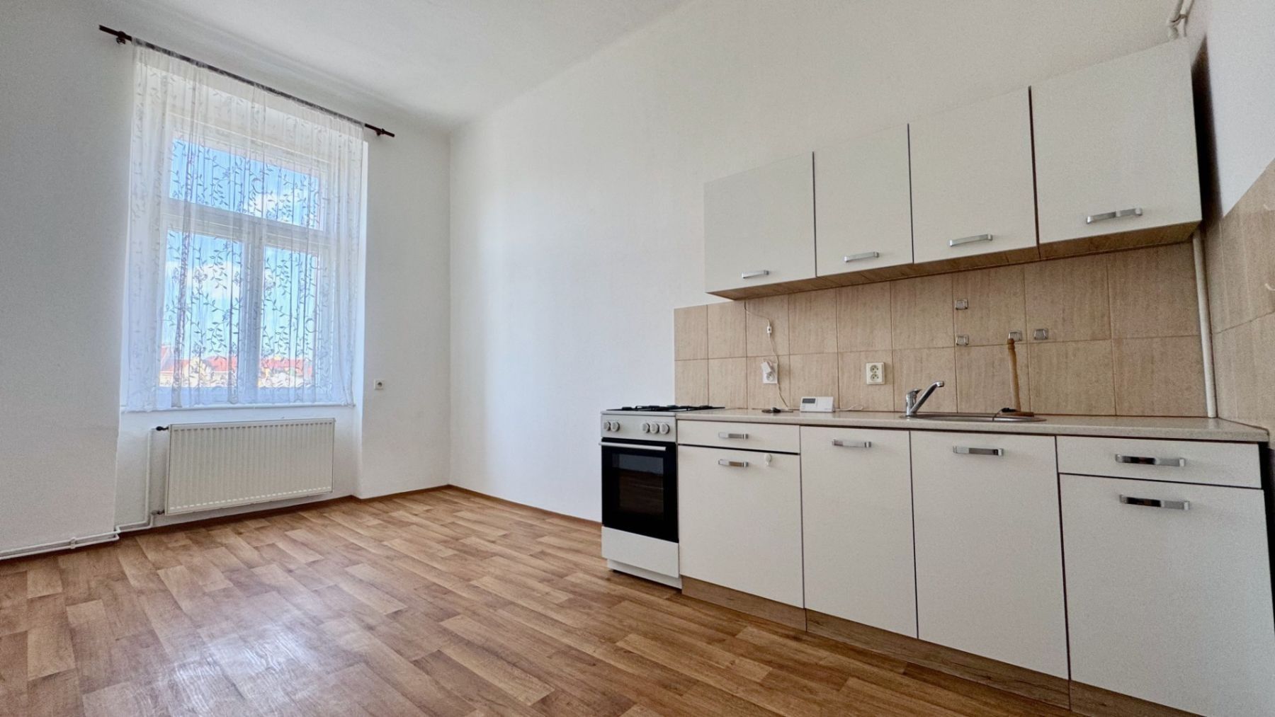 2+kk, Heydukova, Praha - Libeň, 42 m²