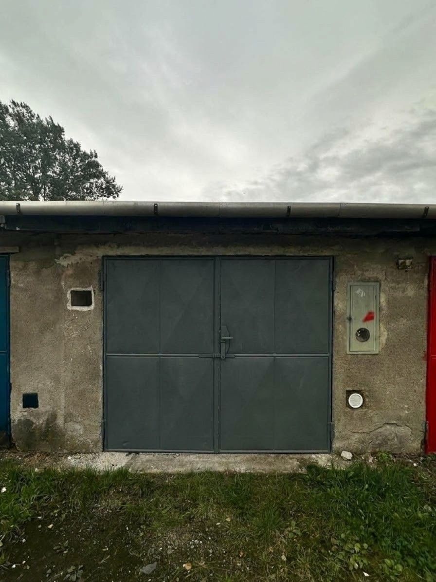 Garáže, Ostrava, 709 00 - 2