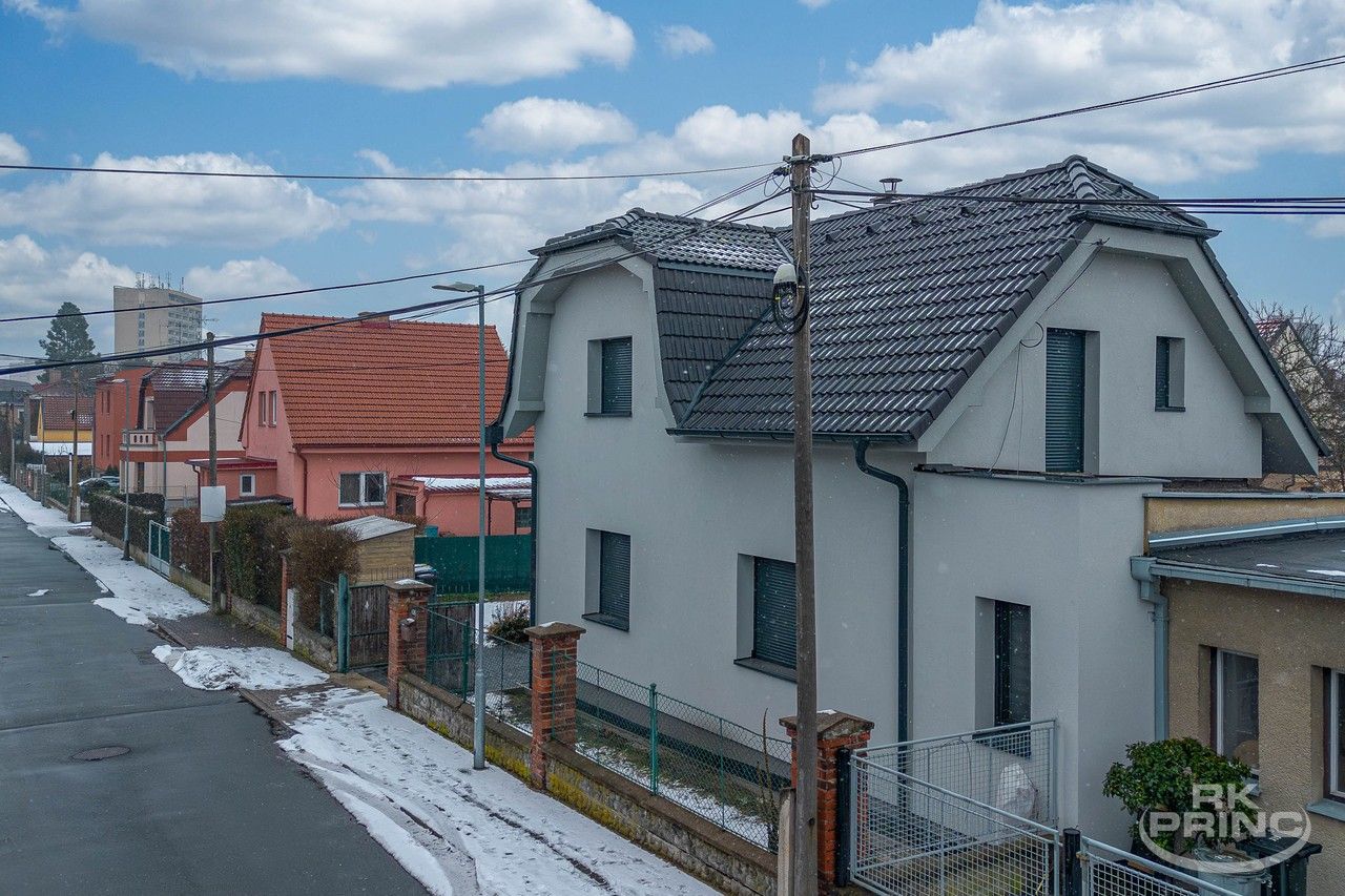 Rodinné domy, V Hajnovkách, Neratovice, 132 m²