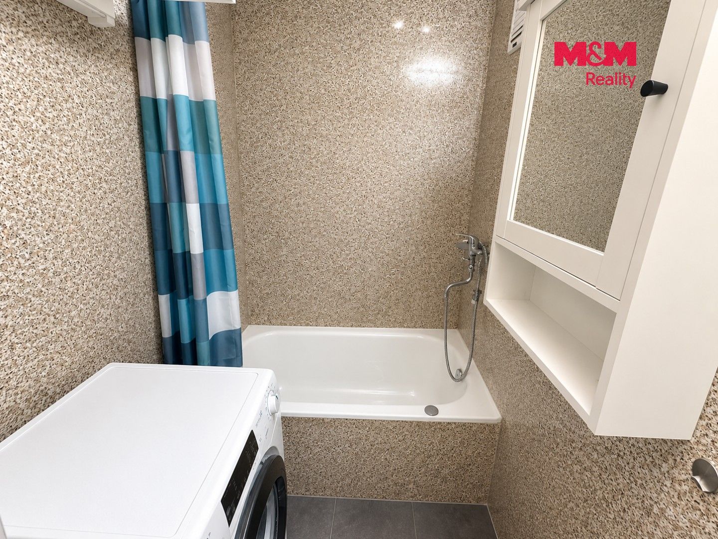 Byt 1+1 · 36 m² · Náměstí Benedikta Rejta, Louny - 4