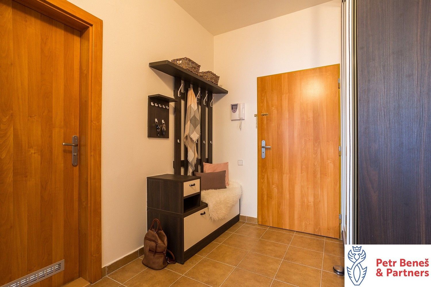 Pronájem byt 2+kk - Kybalova, Slaný, okres Kladno, 50 m² - 5