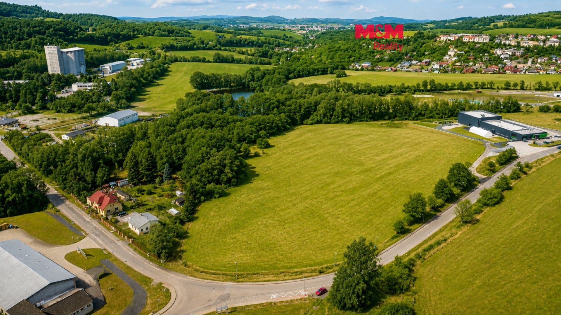 Komerční pozemek, 12 405 m²