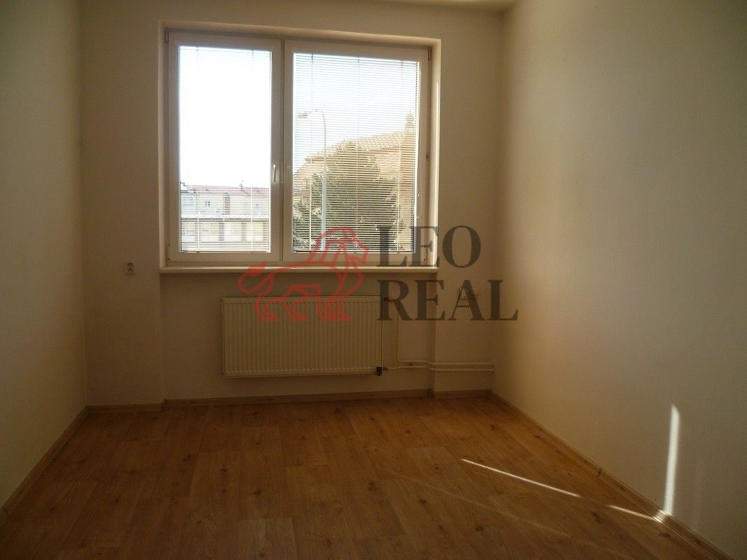 Obchodní prostory, Dukelská, Vyškov, 10 m² - 1