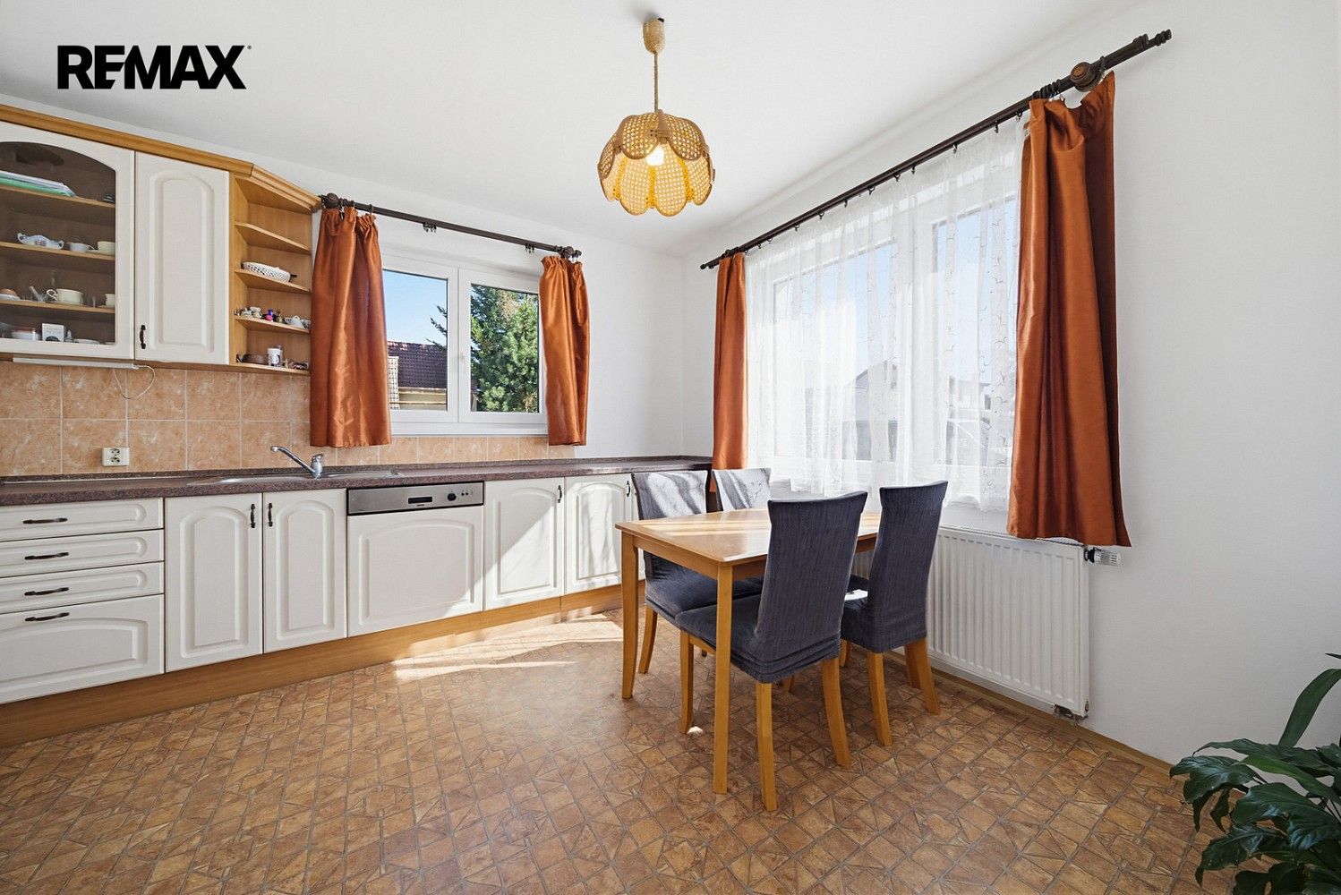 Rodinný dům · 113 m² · Praha - Újezd nad Lesy, okres Praha 21, Hlavní město Praha - 4