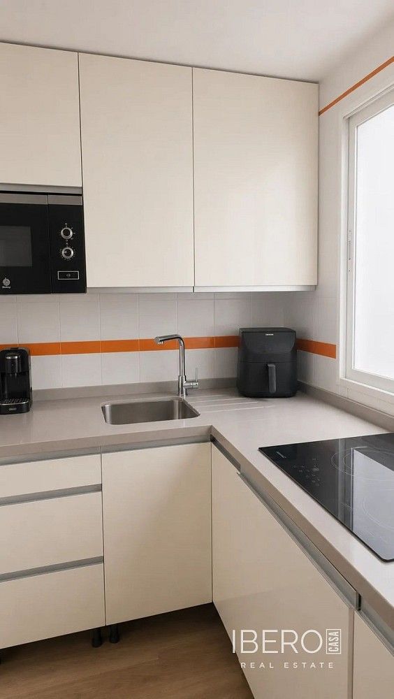 4+kk, Málaga Centro, Španělsko, 74 m² - 2