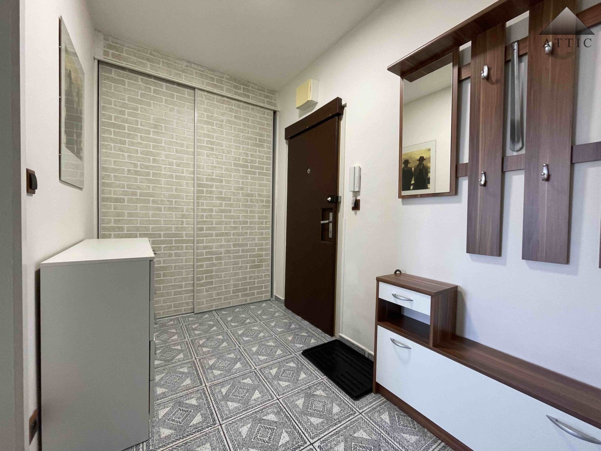 2+kk, Volutová, Praha, 52 m² - 2