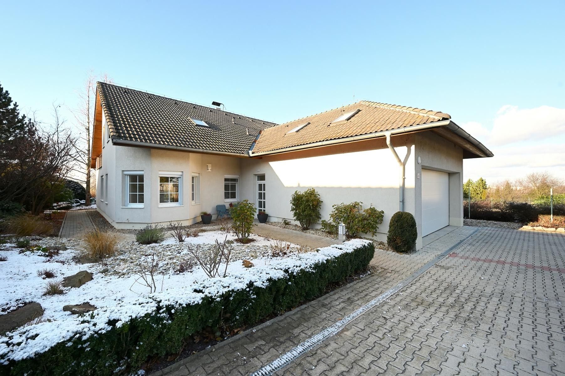 Rodinné domy, Na Skalce, Popovičky, 242 m²