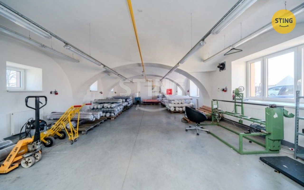 Pronájem sklad - Mankovice, 500 m²