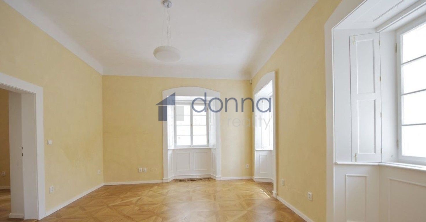 Kanceláře, Šporkova, Praha Malá Strana, 54 m² - 1