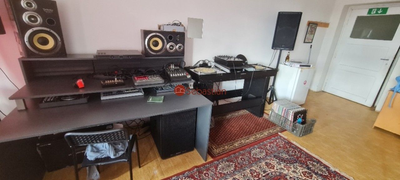 Výrobní prostory, Hlaváčova, Pardubice, 20 m²