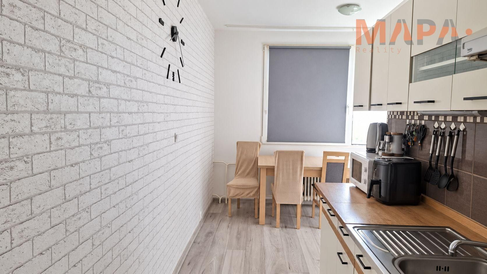 Byt 3+1 · 80 m² · Písečná, Chomutov - 3