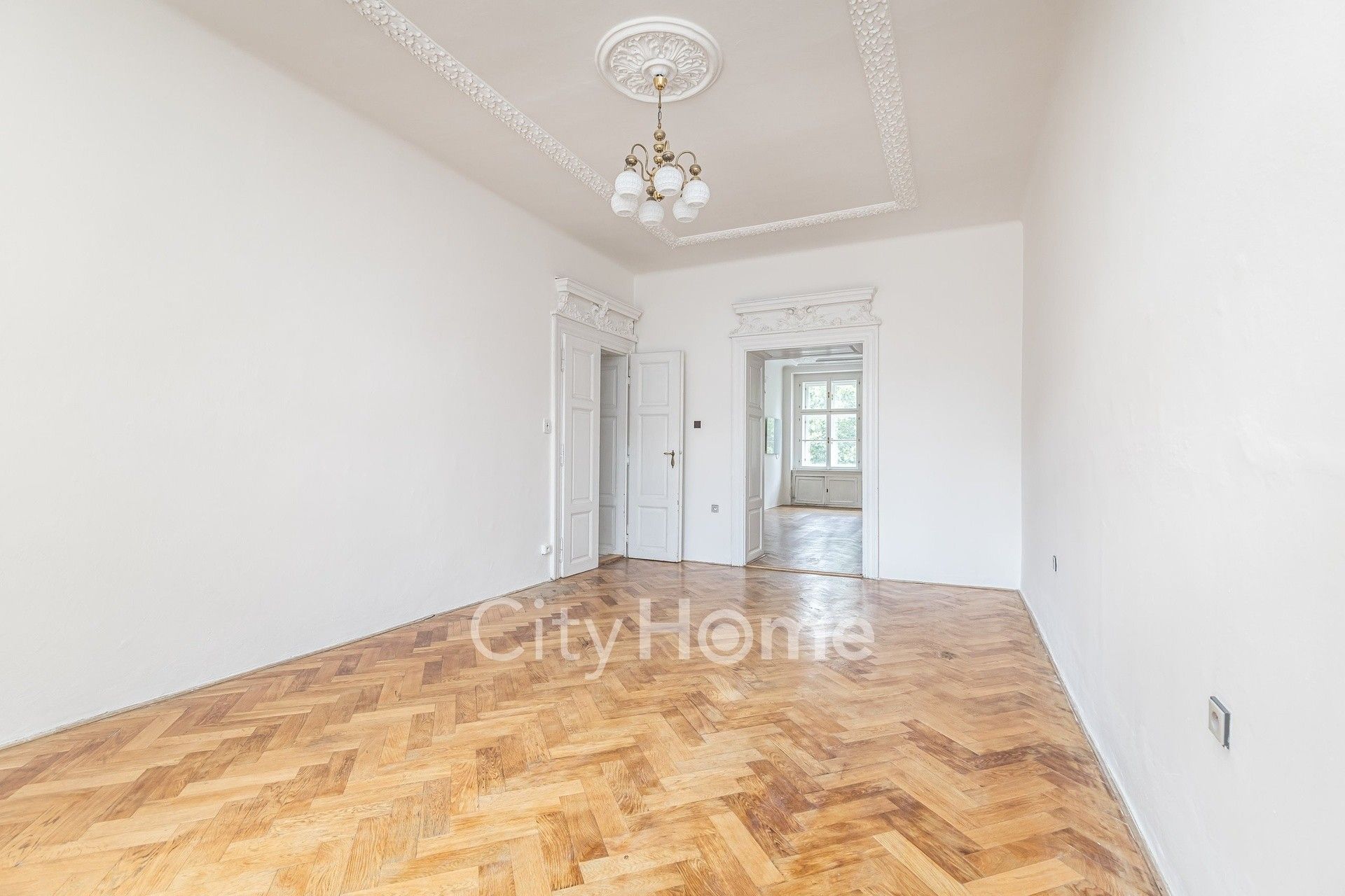 Prodej byt 3+1 - Karlínské náměstí, Praha, 141 m²