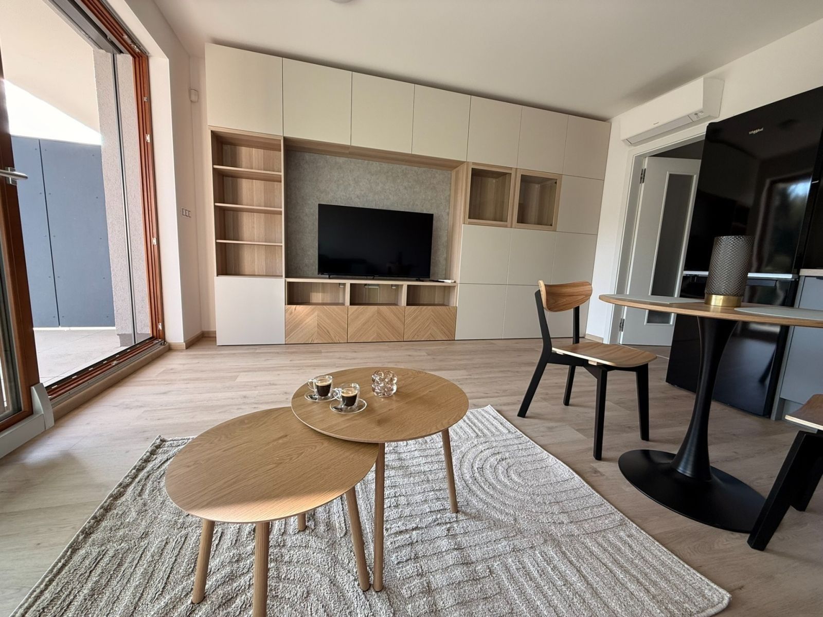 Pronájem byt 1+kk - Lučištníků, Praha - Radlice, 33 m² - 2