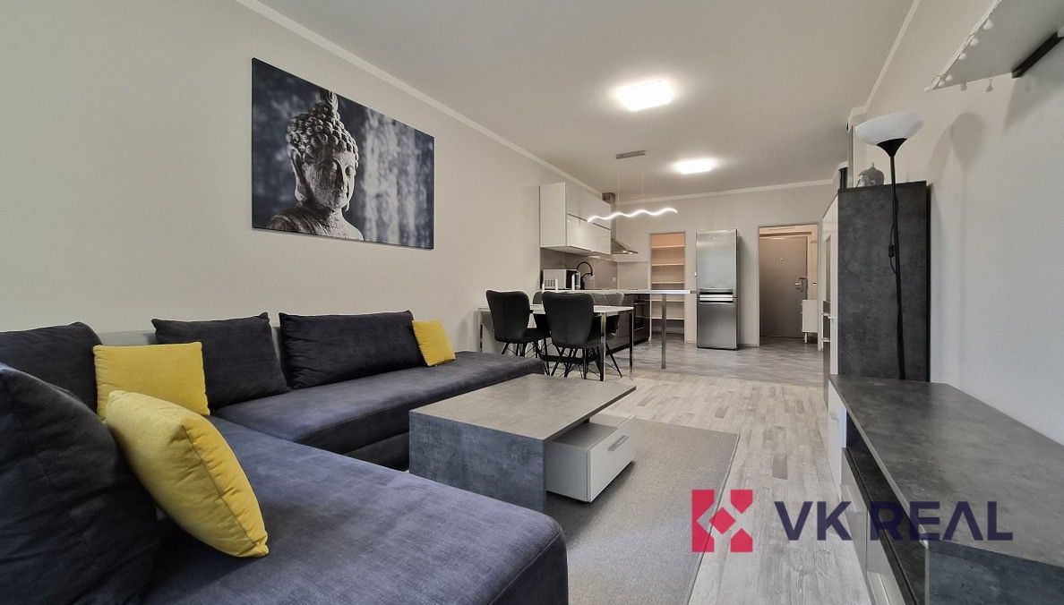 2+kk, Lužná, Praha, 70 m² - 1