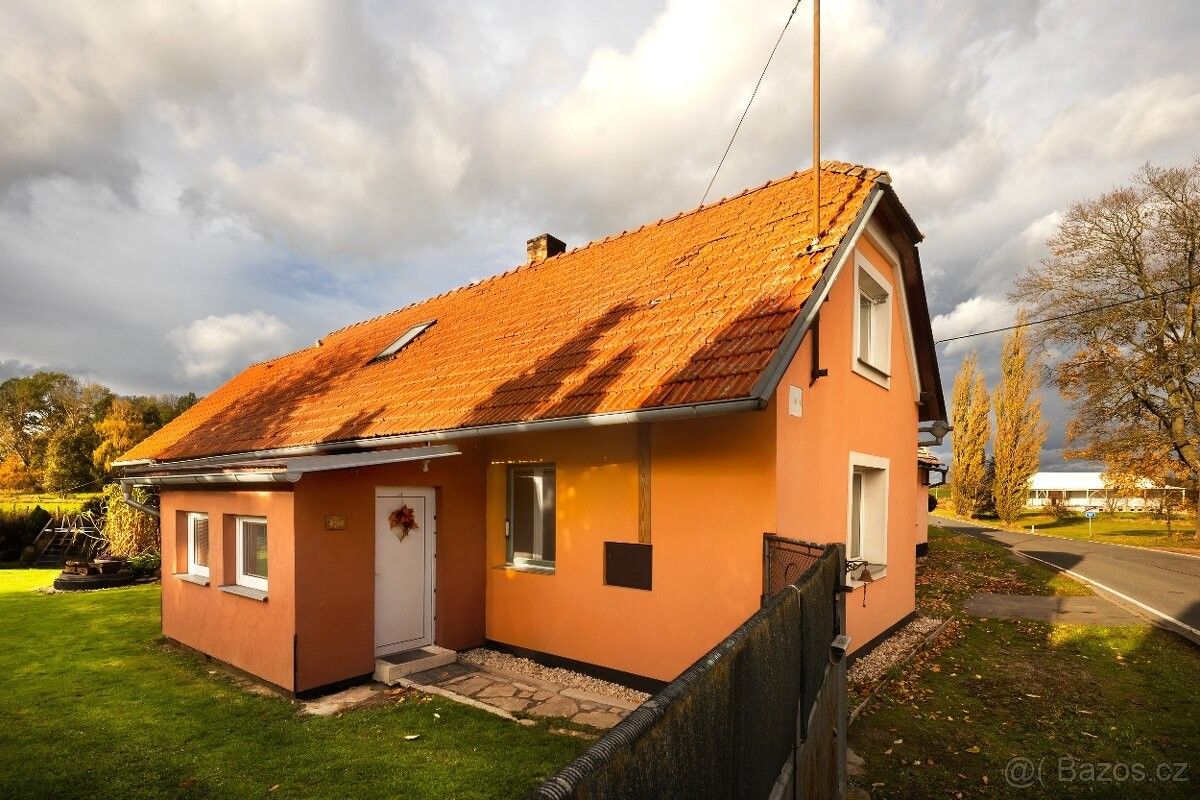 Rodinné domy, Bernartice u Milevska, 398 43