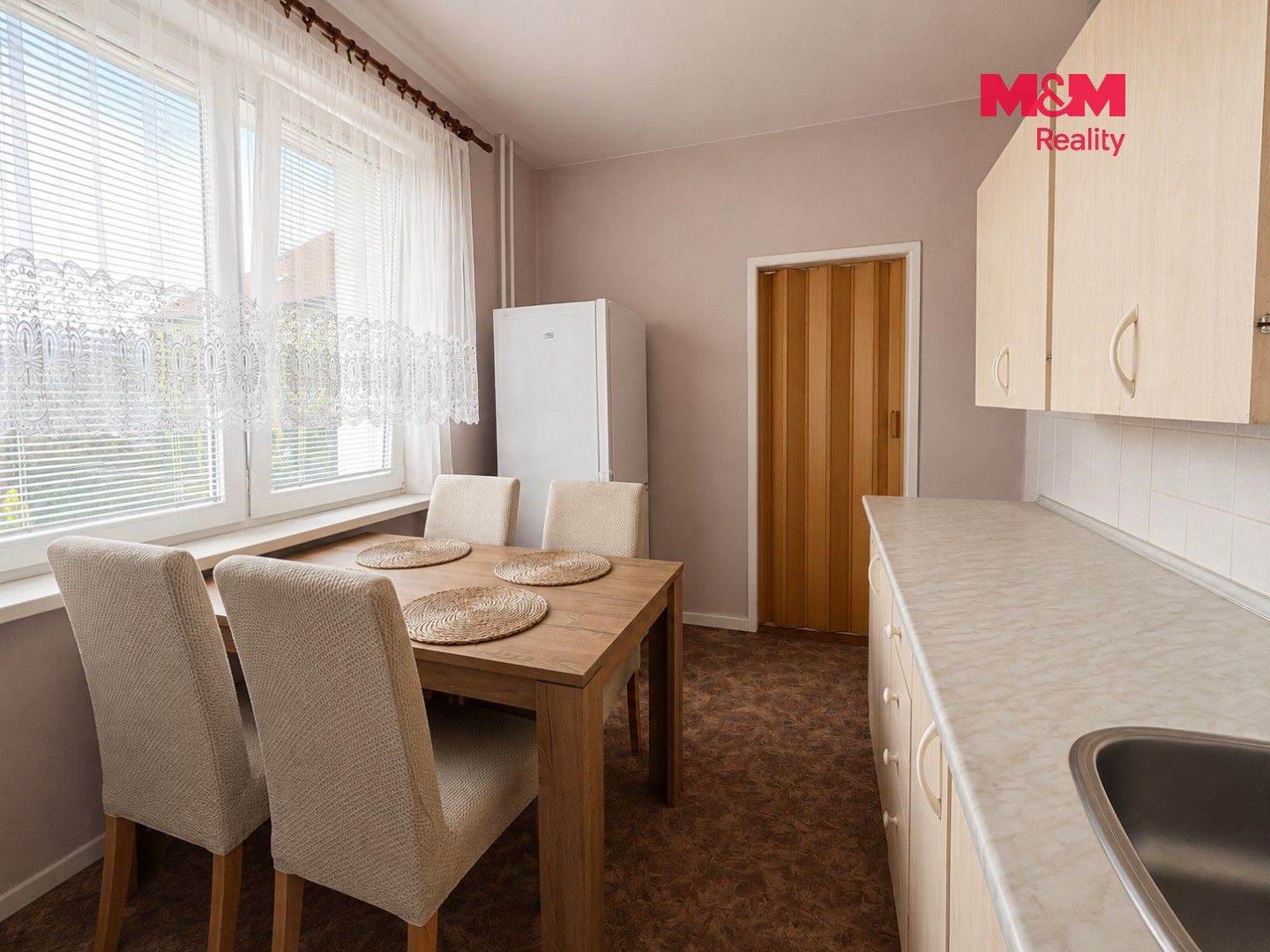 2+1, Ervěnická, Jirkov, 54 m² - 2