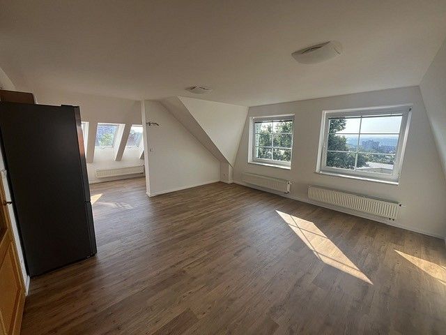 3+kk, Praha - Kobylisy, okres Praha 8, Hlavní město Praha, 93 m² - 2