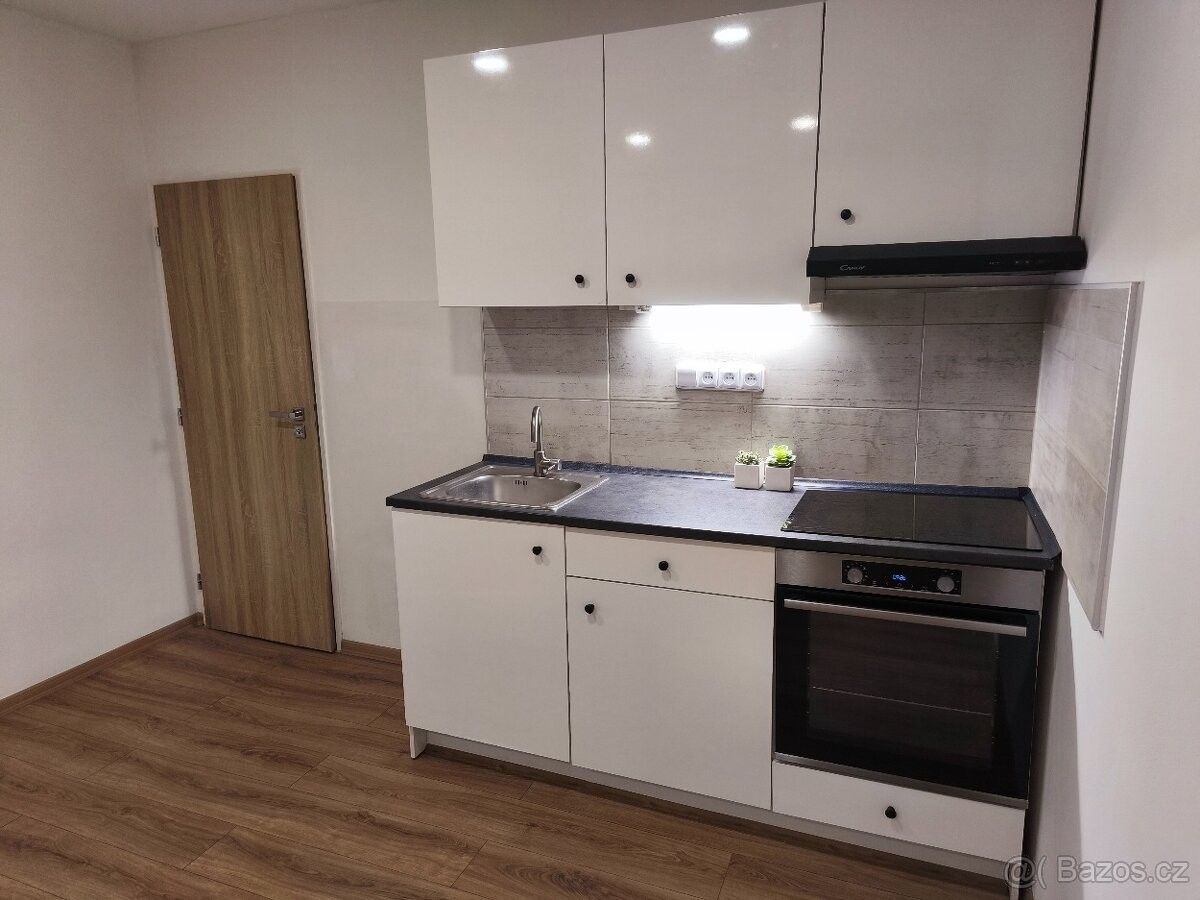 Byty, Chodov u Karlových Var, 357 35